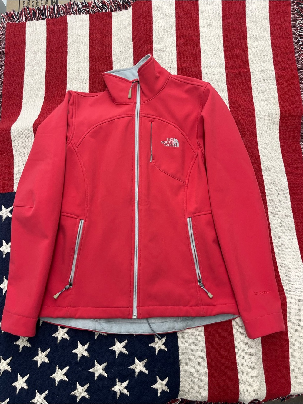 The North Face Women's Coral Red Softshell Utility Jacket Womens Size Small